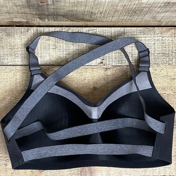 Nike Studio Training Sports Bra Dri-Fit Strappy Back Black Gray SZ Small - Picture 8 of 9